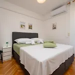 Nest Ciovo * Traù