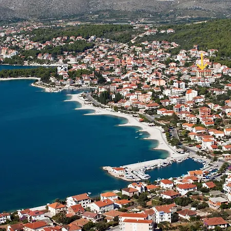 Apartment Nest Ciovo *