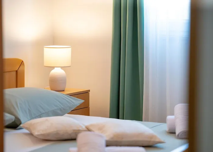 Nest Ciovo * 特罗吉尔