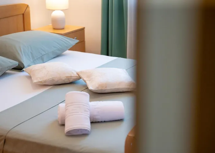 Nest Ciovo Apartment *