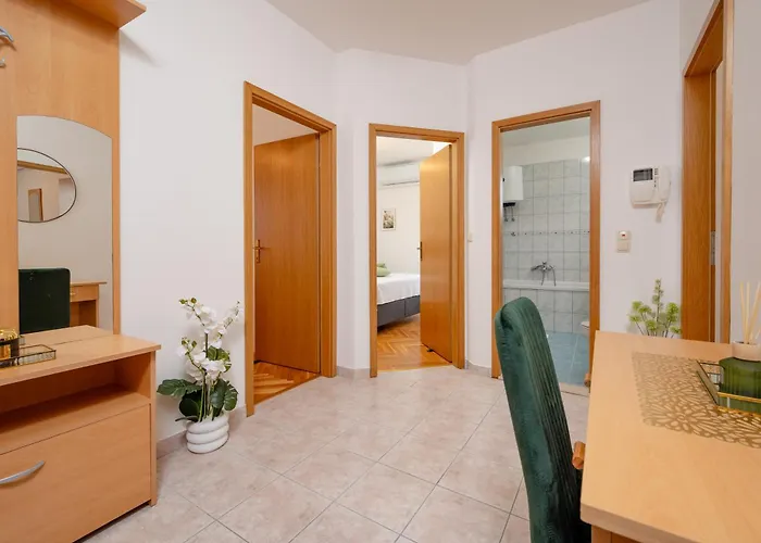 Nest Ciovo Apartment Trogir