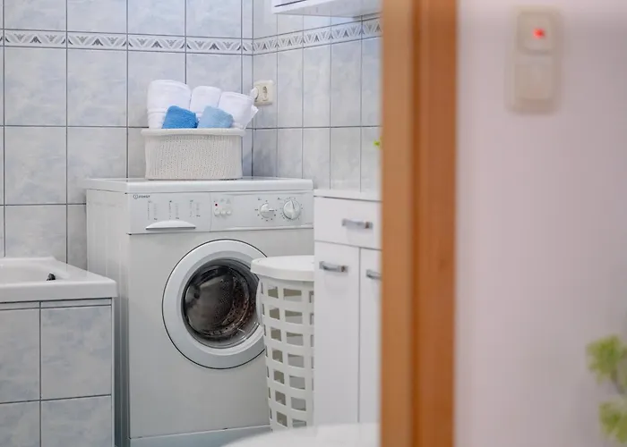 Nest Ciovo Apartment