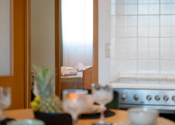 Nest Ciovo 特罗吉尔